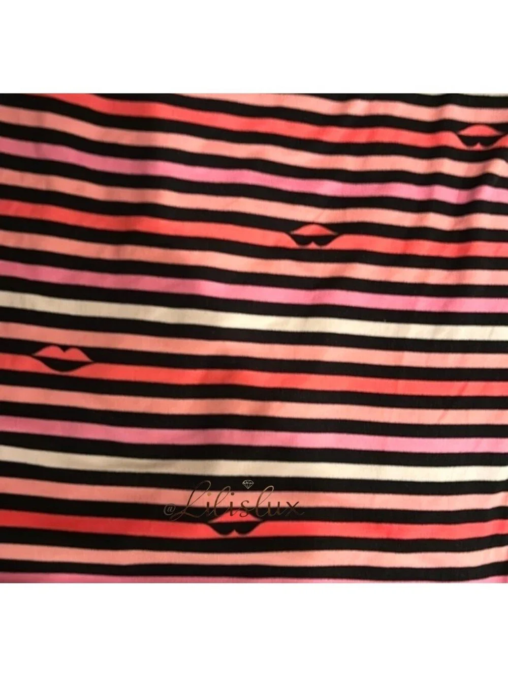Kate Spade Jae Pajama Set Pink And Black Stripes Size Medium GUC Cute Fun Pocket